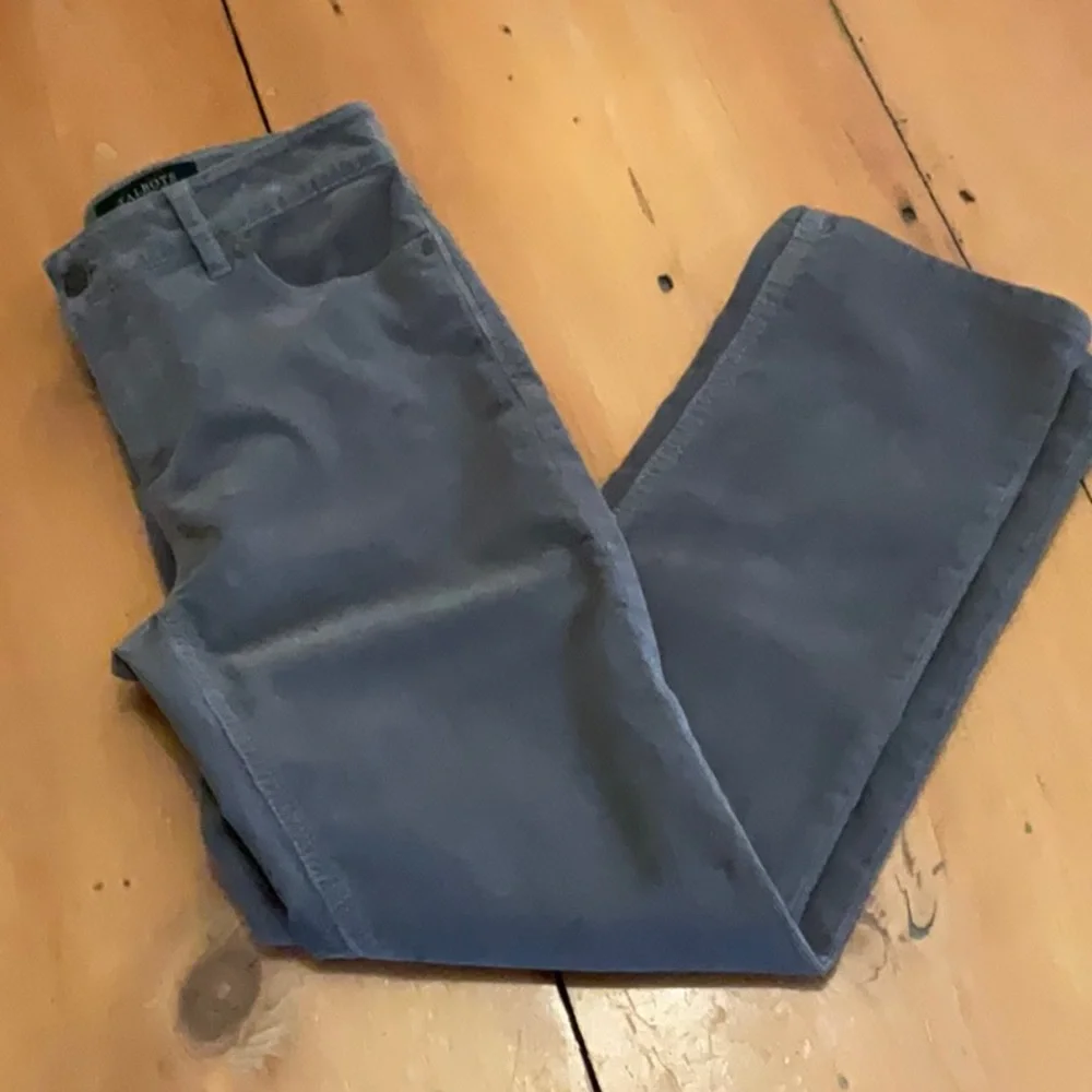TALBOTS FLAWLESS FIVE POCKET JEANS - Picture 3 of 7